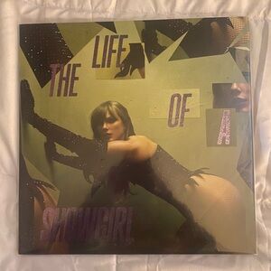 Taylor Swift Shiny Bug Violet Vinyl